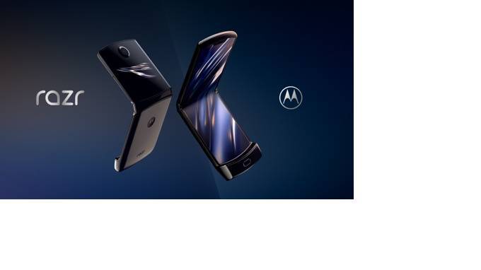 Motorola перевыпустила свою "раскладушку". Теперь она стоит 96 тысяч рублей - piter.tv - Россия