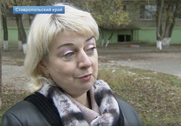 На Ставрополье учительница заслонила собой детей от нападавшего с ножом - znak.com - Ставрополье - Нефтекумск