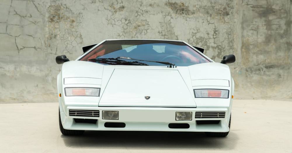 С молотка пустят редкий Lamborghini 1985 года - popmech.ru - шт. Аризона