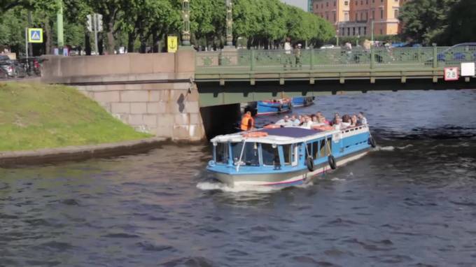В Петербурге по воде перевезли более 2 млн пассажиров - piter.tv - Санкт-Петербург