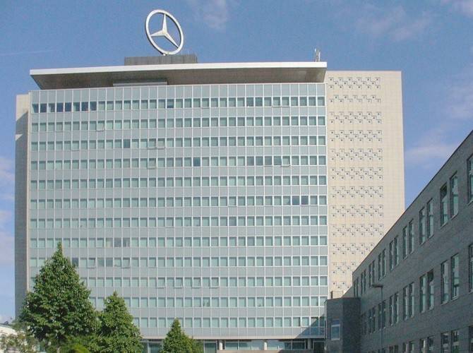 Daimler планирует сократить до 1,1 тыс. рабочих мест по всему миру - autostat.ru - Германия