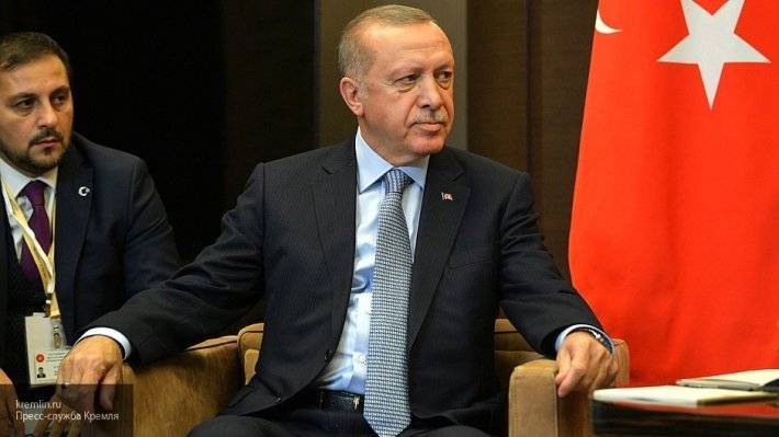 Дональд Трамп - Реджеп Тайип Эрдоган - Владимир Орлов - Эрдоган продемонстрировал независимость Сирии, вернув Трампу скандальное письмо — эксперт - newinform.com - Россия - США - Сирия - Вашингтон - Турция - Ливия