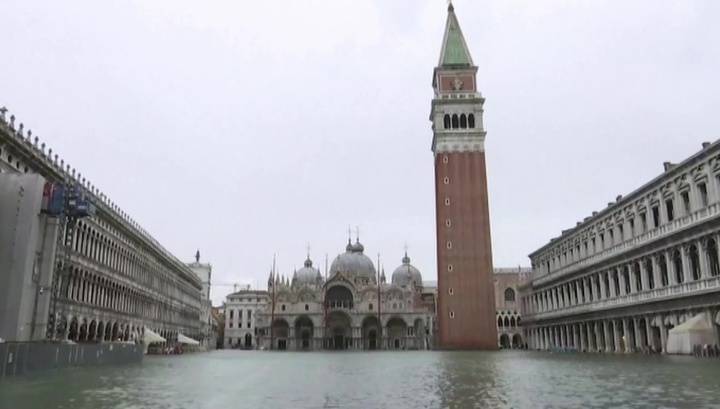 Из-за наводнения в Венеции закрыли площадь Сан-Марко - vesti.ru - Венеции