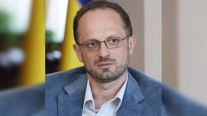 Роман Безсмертный - Украинский экс-дипломат призвал превратить республики Донбасса в «дикое поле» - polit.info - Украина - Киев - ДНР - Минск - ЛНР