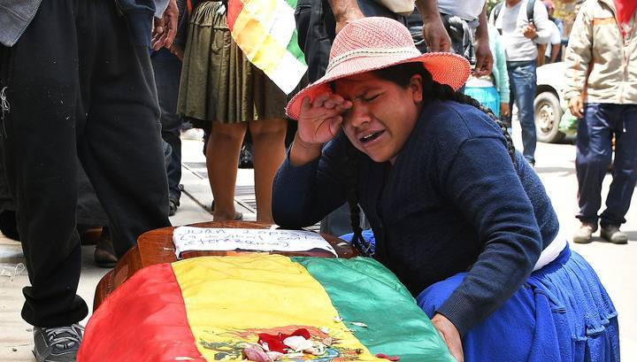 Аньес Жанин - В Боливии растет число погибших в результате столкновений - vesti.ru - Боливия