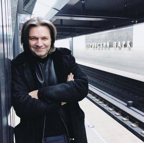 Дмитрий Маликов - Директор Маликова подтвердила информацию о том, что артист заложил пять картин - vm.ru - Москва