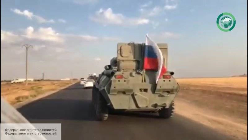 Российские военные в Сирии выехали на патрулирование трассы М4, освобожденной от курдских боевиков - politros.com - Россия - Сирия - Турция