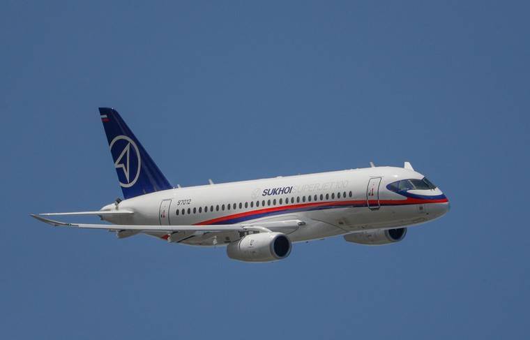 ОАК продвигает самолёты SSJ 100 и МС-21 в ОАЭ - news.ru