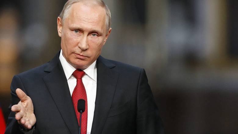 Владимир Путин - Опрос: 70% россиян одобрили деятельность Путина, несмотря на снижение симпатий - newizv.ru