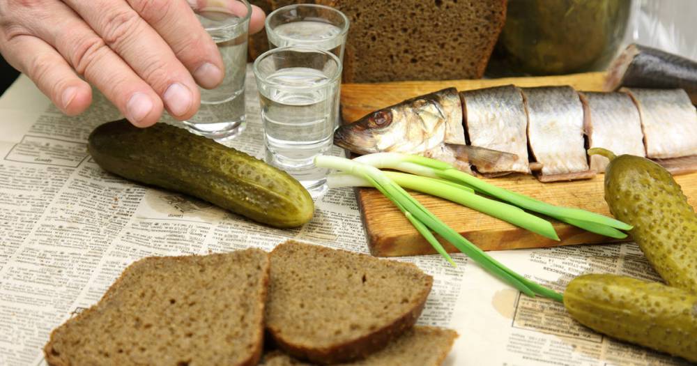 Врачи подтвердили: маринованный огурчик нельзя использовать “на закусь” к водке - readovka.news