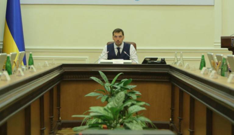 Виктор Суслов - Экс-министр экономики: Без отставки правительства Украину ждёт крах - politnavigator.net - Украина
