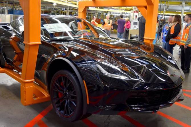 GM выпустил последний переднемоторный Chevrolet Corvette - autostat.ru