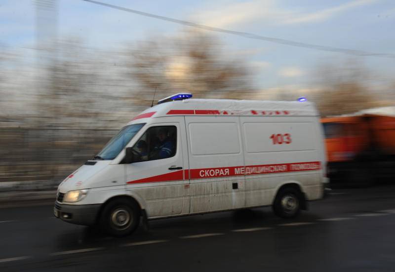 Пожарный выжил после падения из окна в Подмосковье - vm.ru - Москва