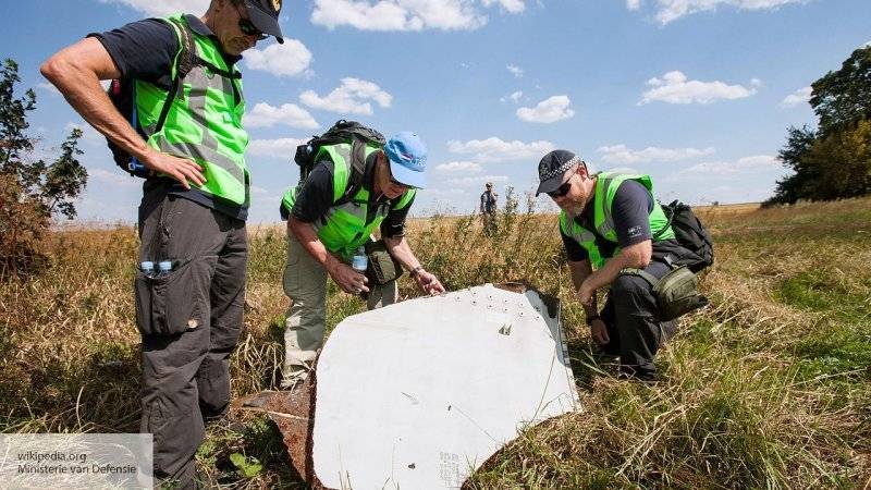 Малайзия призвала обнародовать все свидетельства по катастрофе МН17 на Украине - politros.com - Украина - Малайзия - Куала-Лумпур - Амстердам