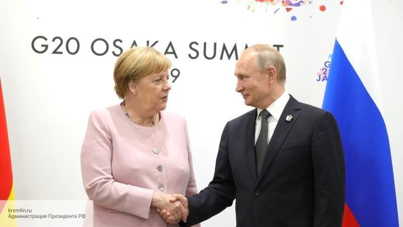 Ангела Меркель - Александр Дубинин - Меркель заявила, что Германия заинтересована в добрососедских отношениях с Россией - politros.com - Россия - Германия - Берлин
