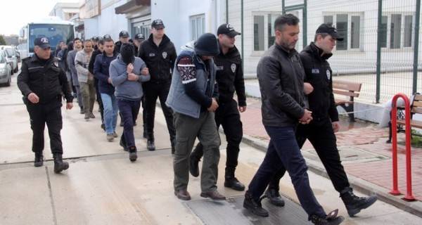 Турция охвачена повальными арестами гюленистов: 168 лиц подлежат задержанию - eadaily.com - Турция - Анкара - Стамбул