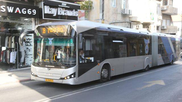 Мотя Кимхи - Бецалель Смотрич - В Израиле меняется система оплаты в автобусах - первые подробности - vesty.co.il - Тель-Авив