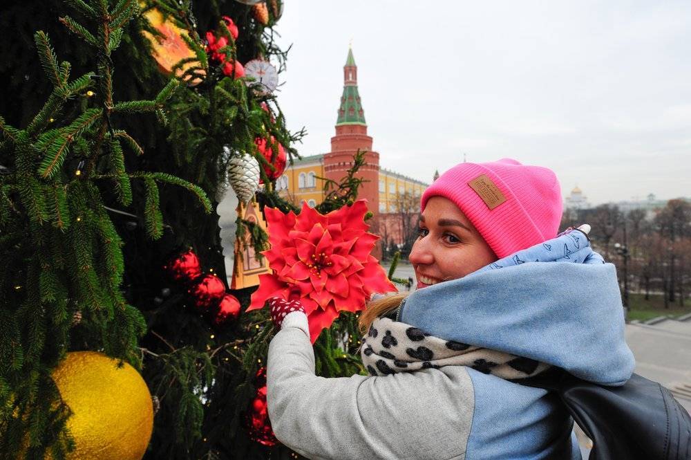 Более 300 елей установят на площадках фестиваля «Путешествие в Рождество» - vm.ru - Тверская обл.