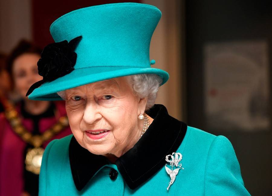 Елизавета II - герцог Филипп - СМИ узнали о возможном отречении королевы Великобритании - m24.ru