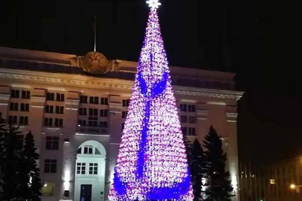 Кирилл Кабанов - В НАК прокомментировали покупку властями Кемерова новогодней елки за 18 млн рублей - m24.ru