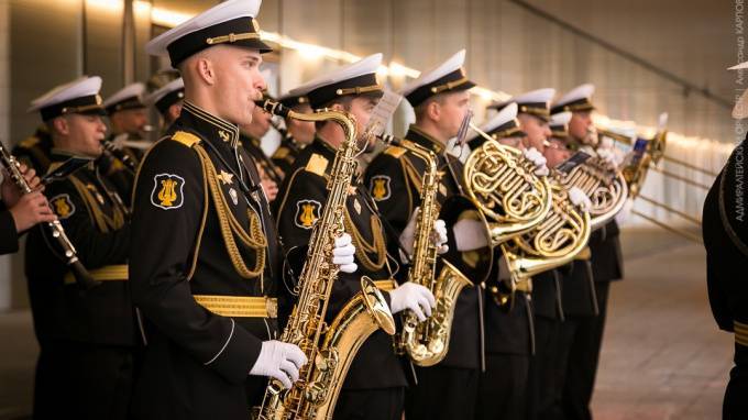 В Петербурге намерены провести фестиваль военно-морских оркестров - piter.tv - Россия - Санкт-Петербург - Кронштадт