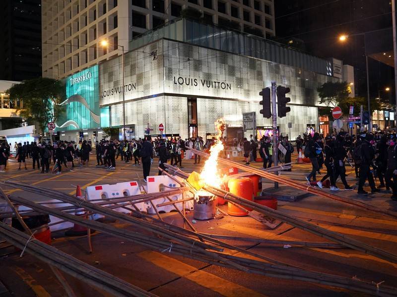 На акциях протеста в Гонконге пострадали 17 человек - news.ru - Гонконг - Гонконг