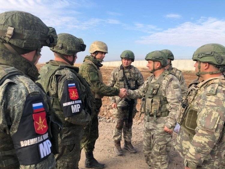 Военная полиция РФ начала патрулировать новые территории на севере Сирии - inforeactor.ru - Россия - Сирия - Украина