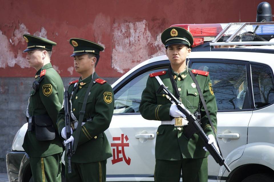 Китай арестовал двух человек, обвинив в организации беспорядков в Гонконге - Cursorinfo: главные новости Израиля - cursorinfo.co.il - Китай - США - Гонконг - Иерусалим - Белиз - Гуанчжоу