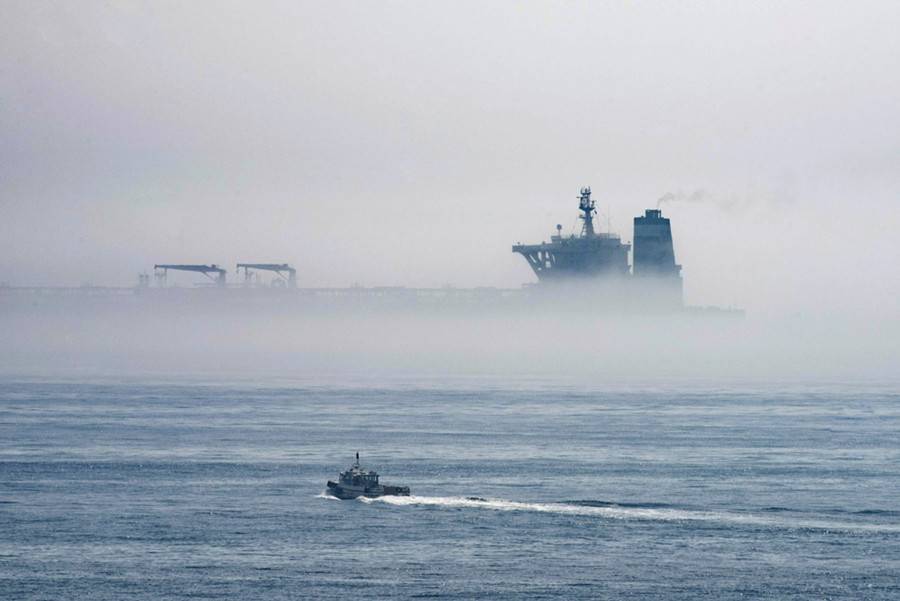 Два человека погибли из-за взрыва на танкере в Находке - m24.ru - Находка