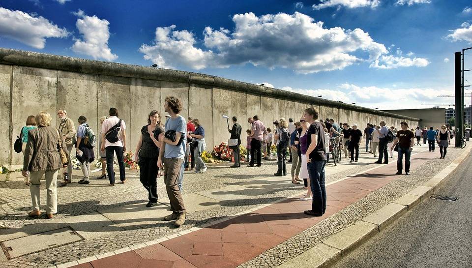 Берлин - В Германии празднуют 30-летие падения Берлинской стены - Cursorinfo: главные новости Израиля - cursorinfo.co.il - Германия - ГДР