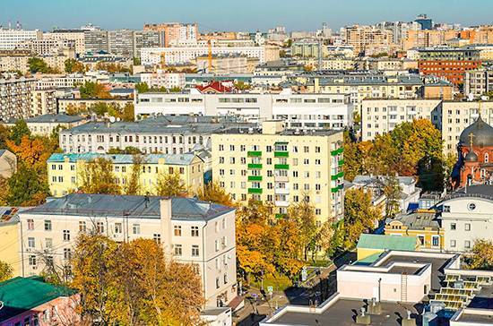 Максим Егоров - Минстрой предложил комплексно благоустраивать городские кварталы - pnp.ru - Россия