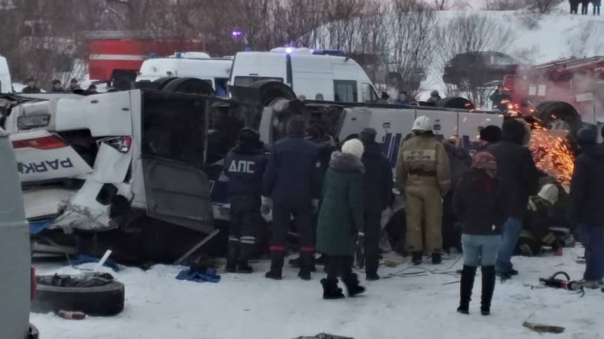 У перевозчика на маршруте рухнувшего в реку автобуса выявили 38 нарушений - 5-tv.ru - Забайкальский край - Сретенск