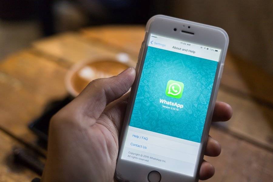 Эксперт оценил данные о прекращении работы WhatsApp на миллионах устройств - m24.ru
