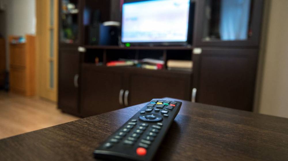 Семейный просмотр телевизора в Оленегорске закончился поножовщиной - wvw.daily-inform.ru - Оленегорск