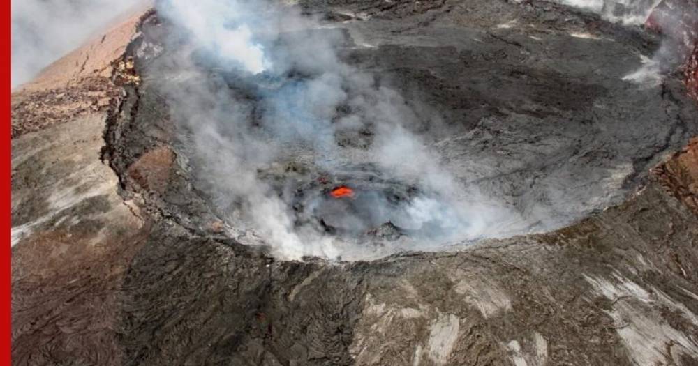 На Гавайях турист упал в кратер вулкана и выжил - profile.ru - США