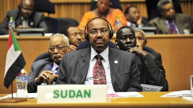 Омар Аль-Башира - Бывшего лидера Судана признали виновным в коррупции - inforeactor.ru - Судан - г. Хартум