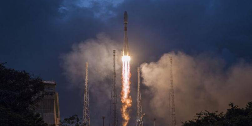 Россия в ближайший год сделает 12 космических пусков для британской OneWeb - ruposters.ru - Россия - США - Казахстан - Байконур - шт.Флорида - Французская Гвиана