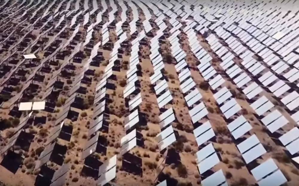 Поселение, полностью обеспеченное солнечной энергией, появилось в Африке - vm.ru - Марокко