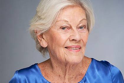 «Вечно молодая» 89-летняя бабушка поделилась секретами красоты - lenta.ru - Англия - Ричмонд
