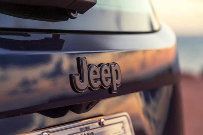 Jeep готовит свой самый компактный кроссовер - autostat.ru