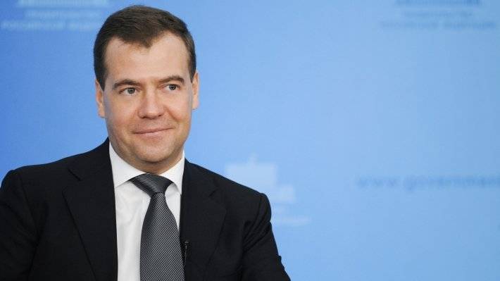 Дмитрий Медведев - Медведев направил поздравления с юбилеем в адрес космонавта Бориса Волынова - inforeactor.ru - Россия