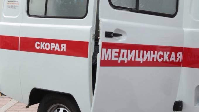 В Екатеринбурге автоледи на иномарке протаранила 6 автомобилей - piter.tv - Екатеринбург