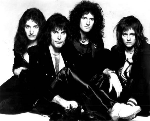 Брайан Мэй - Появился клип Queen на рождественскую песню 1984 года - vm.ru