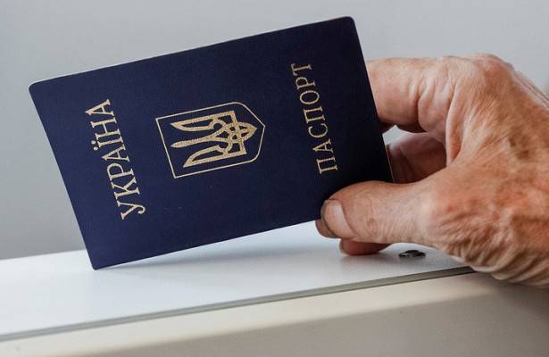 Дмитрий Дубилет - Украинский министр назвал число эмигрировавших украинцев - newtvnews.ru - Украина