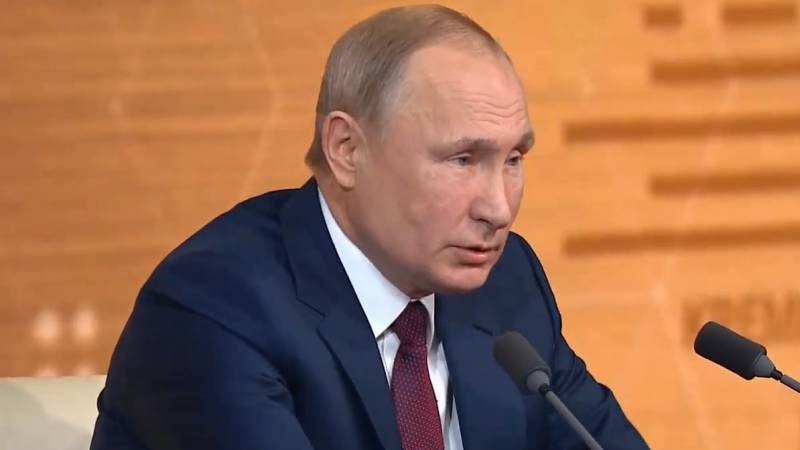 Владимир Путин - План нацпроектов по аварийному жилью перевыполнен втрое — Путин - polit.info - Россия