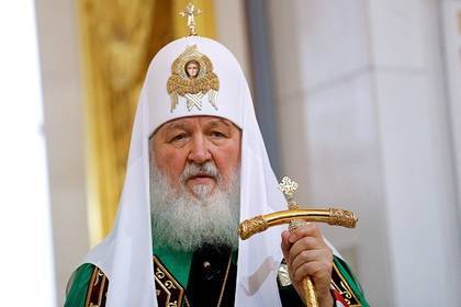 патриарх Кирилл - Священников призвали бороться с домашним насилием - lenta.ru