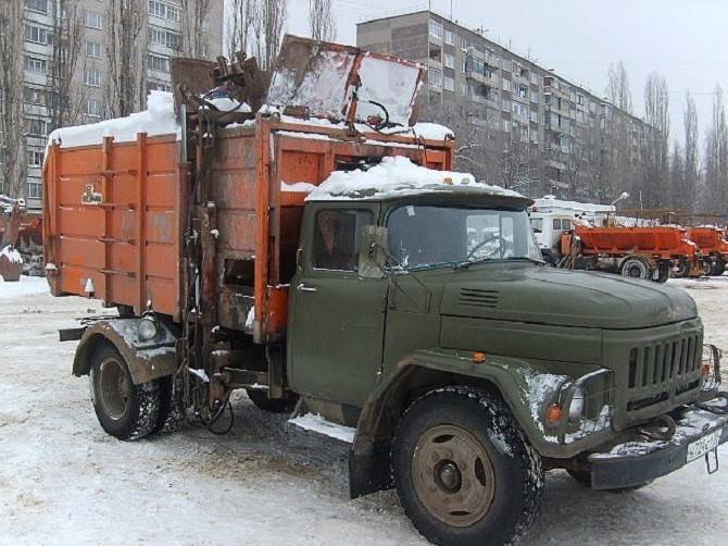 Определены самые распространенные марки мусоровозов в России - autostat.ru - Россия