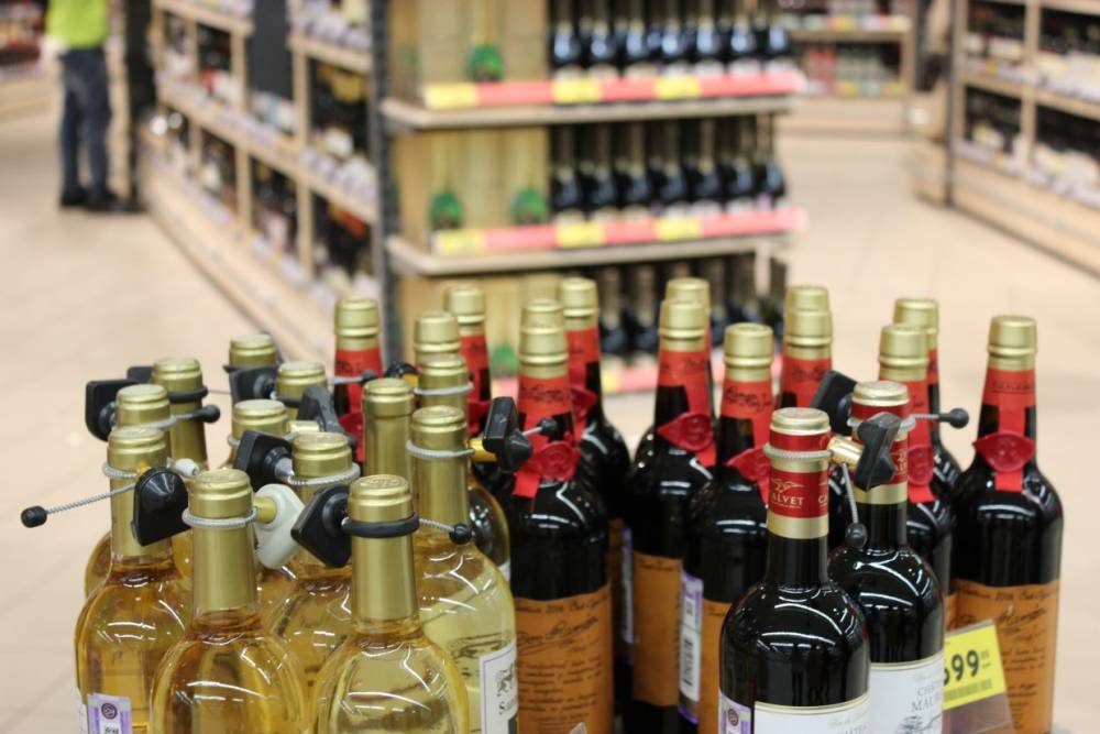 Предновогодние продажи алкоголя в России упали на 20 % с прошлого декабря - wvw.daily-inform.ru - Такск