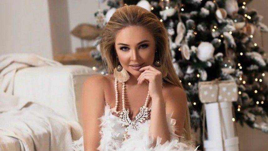 Дарья Пынзарь - Экс-звезда «Дома-2» позаигрывала с подписчиками в леопардовом купальнике - 5-tv.ru - Турция
