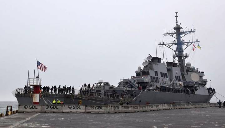 Американский эсминец объявился в порту Одессы - vesti.ru - США - Украина - Одесса - county Ross